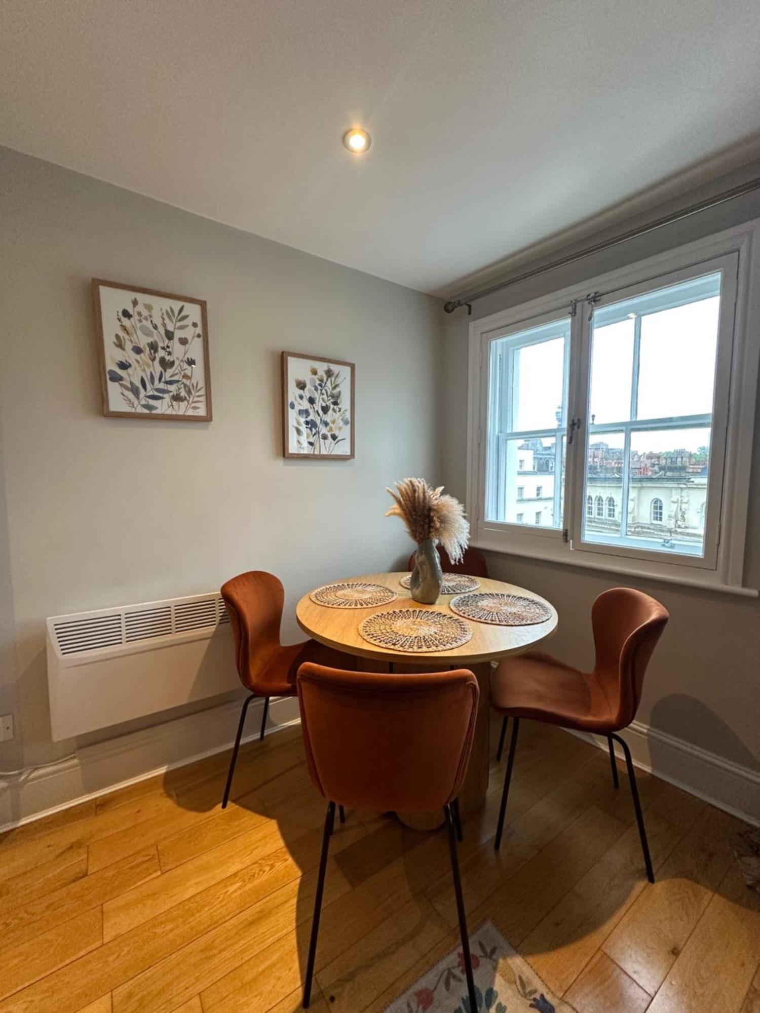 Stylish Flat Minutes From Covent Garden - West End Londres Exterior foto